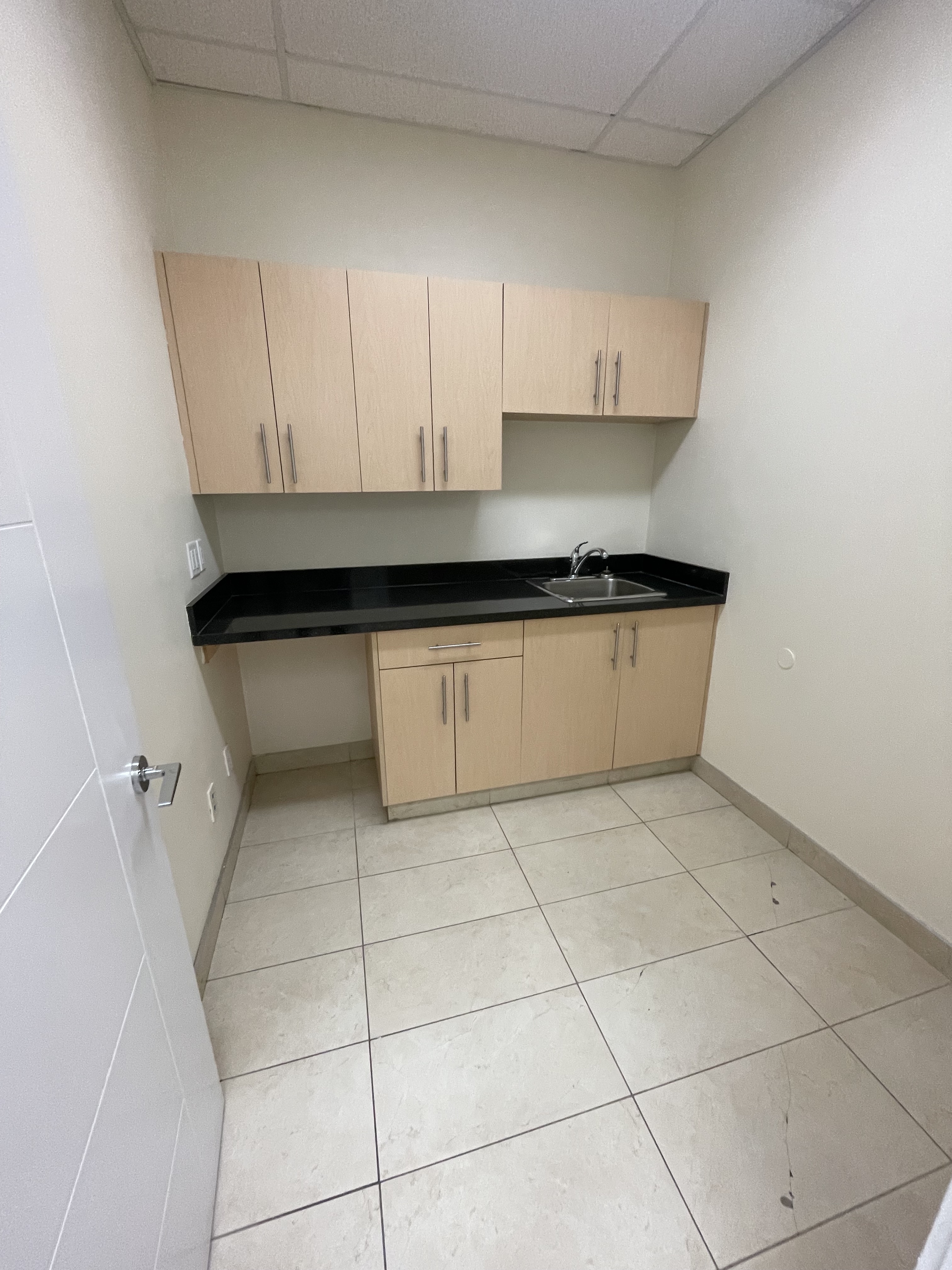 6941 Ellerslie Rd SW 3