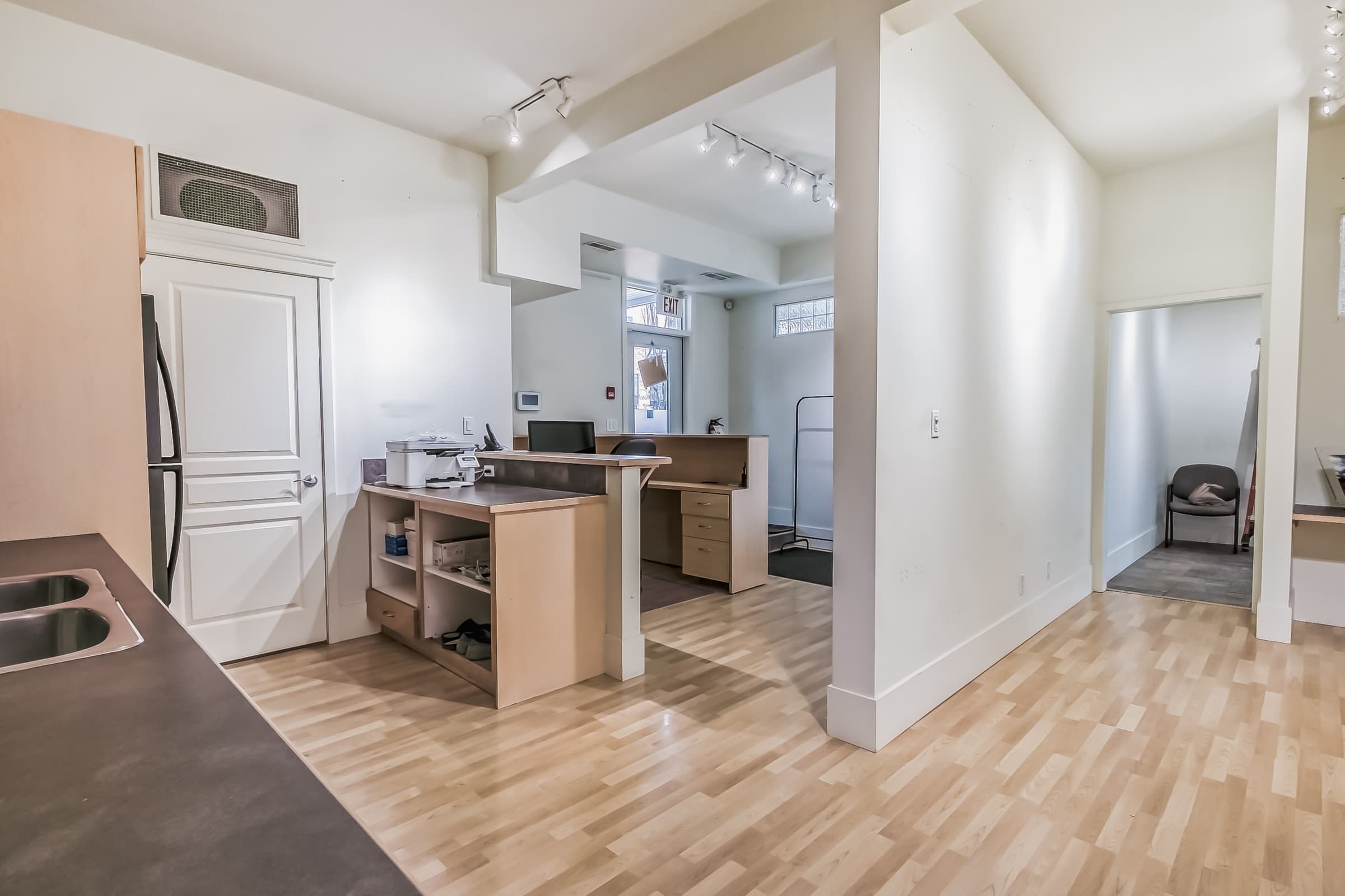 155, 10403 122 St NW 4